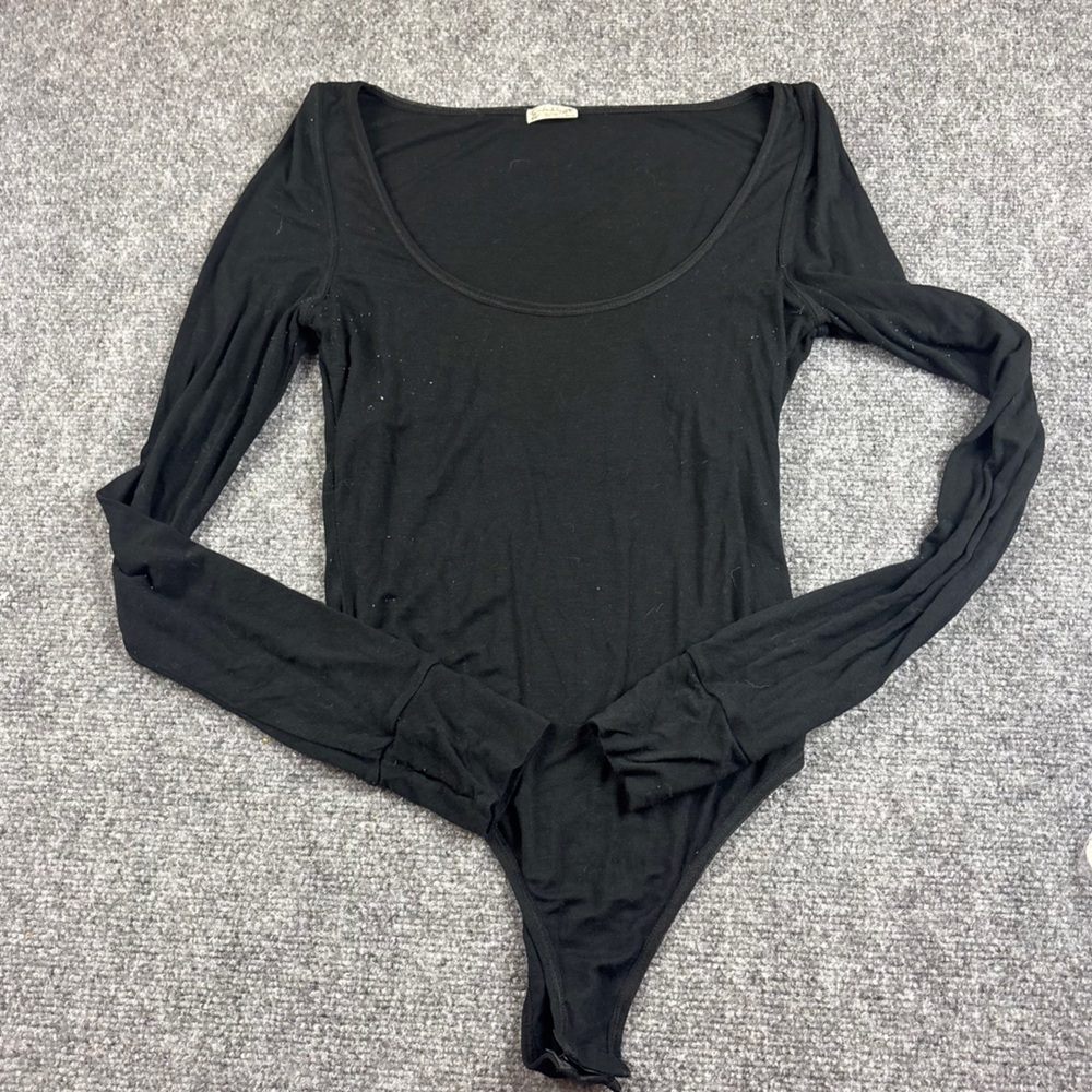 INTIMATELY FREE PEOPLE Women’s Black Long Sleeve Bodysuit size; Small